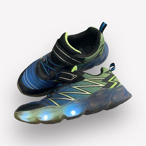 Boys Light Up Velcro Shoes Black Blue Green Size 4 - Picture 1 of 15